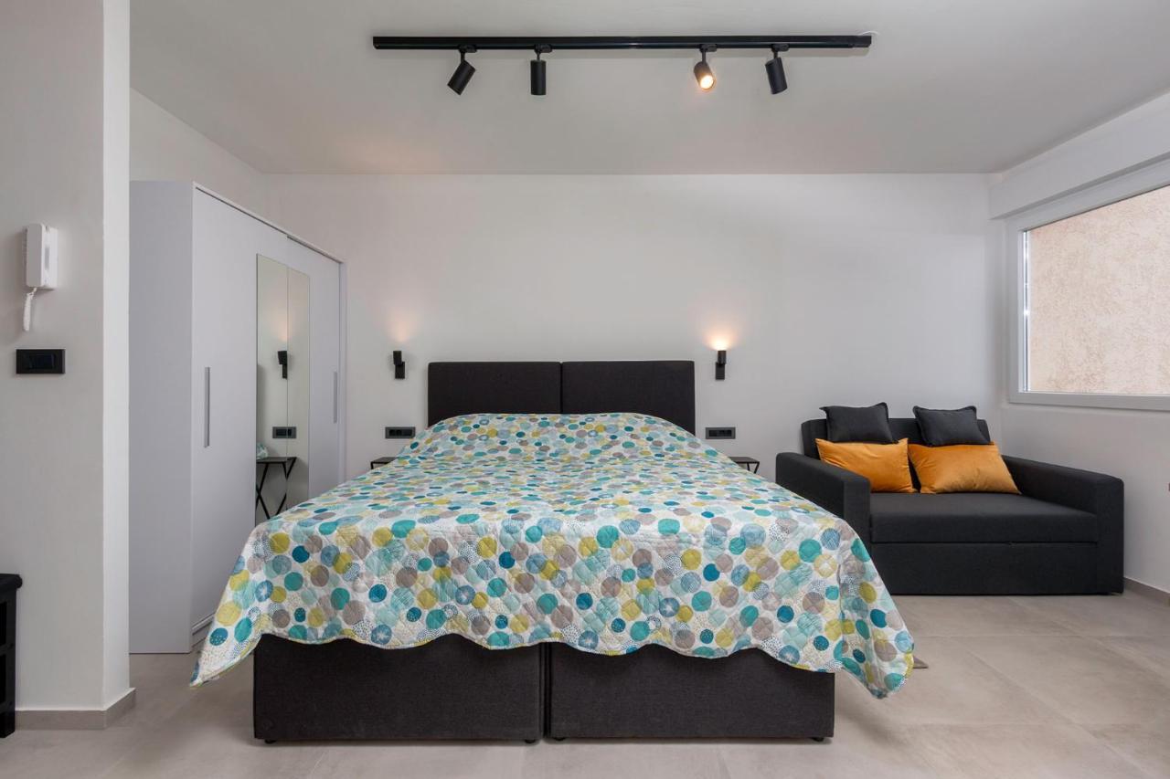 Tramonto Apartment Pula Exterior photo